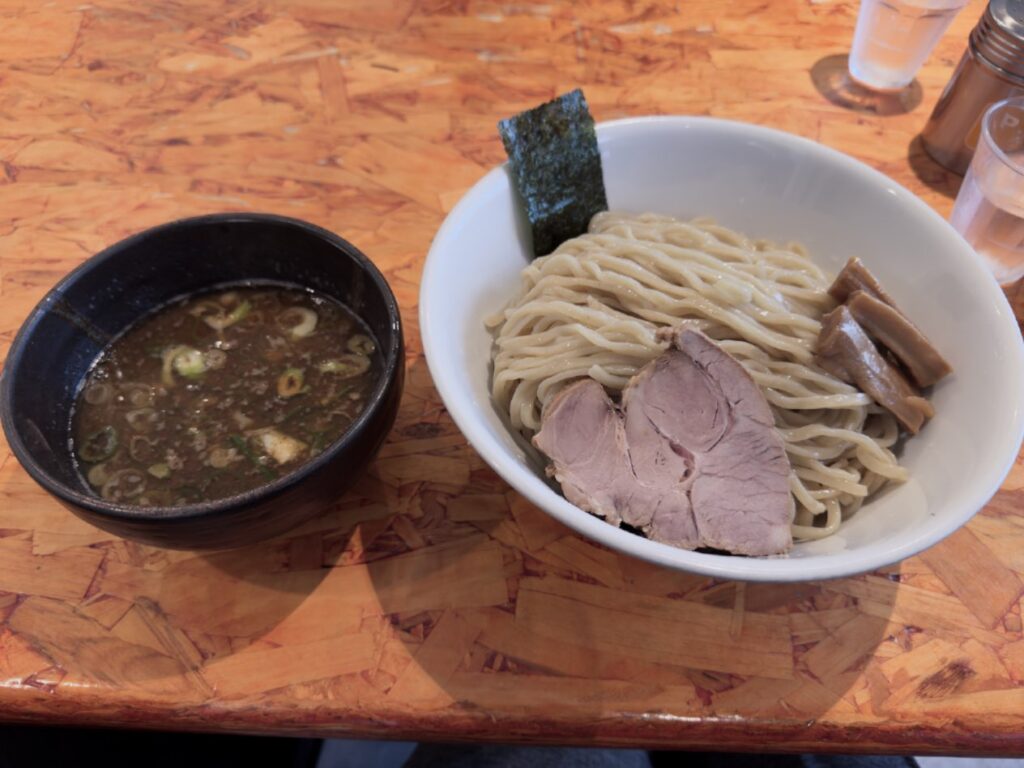 麺武者のつけ麺 特盛