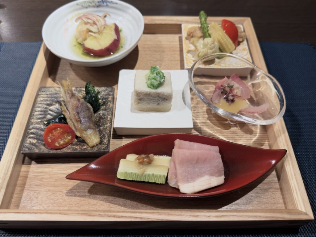 湯坊いちらくの夕食の前菜